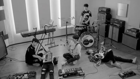 Band (Music) #Day6 #1080P #wallpaper #hdwallpaper #desktop Kpop Wallpaper Laptop Hd, Day6 Laptop Wallpaper, Day6 Desktop Wallpaper, Day6 Wallpaper, Desktop Wallpapers Tumblr, Decorate Wall, Pc Desktop Wallpaper, Laptop Wallpapers, Hd Wallpaper Android