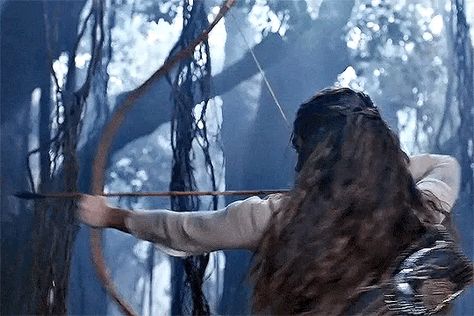 Period Drama Gif, Royal Gif, Royal Au, Medieval Era, Peter And Wendy, Medieval Aesthetic, Drama Gif, Royal Aesthetic, Royal Guard