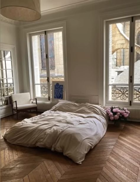 Parisian Apartment, Dream Apartment, House Room, Apartment Inspiration, House Architecture Design, Aesthetic Bedroom, Dream Rooms, House Inspo, Dream Home Design