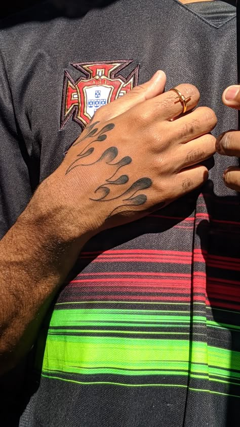 Flame Hand Tattoo, Fire Hand Tattoo, Simple Hand Tattoos, Flame Tattoo, Rare Tattoos, Small Chest Tattoos, Half Sleeve Tattoos Drawings, Simple Tattoos For Guys, Men Tattoos Arm Sleeve