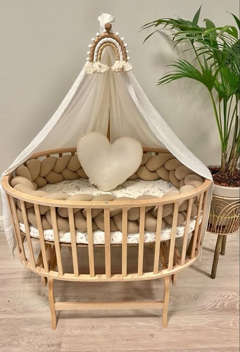 Bed Bumper, Cozy Baby Room, Baby Nursery Inspiration, Baby Room Neutral, Baby Room Themes, Nursery Room Design, Girl Nursery Room, Baby Room Inspiration