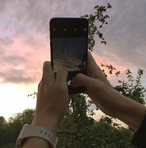 pinterest// jociiiiiiiiiiii Taking Pictures Of The Sky, Photography Camera, Taking Pictures, Picture Perfect, The Sky, Cool Pictures, Take A, I Am Awesome, Bts