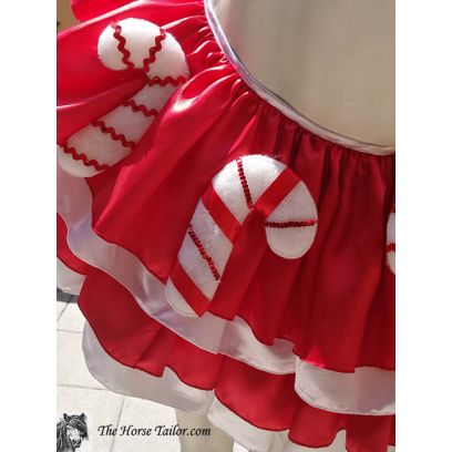 Christmas Candy Costume, Candy Cane Dress Up Day, Peppermint Costume, Candy Cane Costume, Candy Costume, Gingerbread House Designs, Candy Costumes, Hansel Gretel, Creepy Costumes