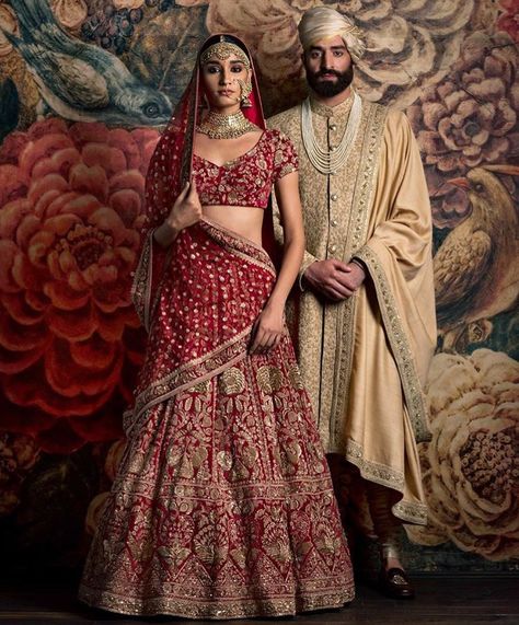 Perfect Sabyasachi Ensemble for an Indian Wedding Orang India, Indian Groom Wear, Wedding Dresses Men Indian, Sabyasachi Bride, Couple Wedding Dress, Nikkah Dress, Bridal Lehenga Collection, Indian Wedding Couple, Indian Bridal Lehenga