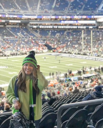 Had so much fun at the Seahawks game! Linked my and hubby’s outfits plus game day favorites! #datenight #datenightideas #dateyourspouse #seattlewa #pnw #explorewa Seahawks Outfits Womens, Seahawks Game Day Outfit, Seahawks Game Day, Football Watch Party, Seahawks Outfits, Style Inspiration Edgy, Game Day Outfit, Game Day Shirts, Instagram Outfits