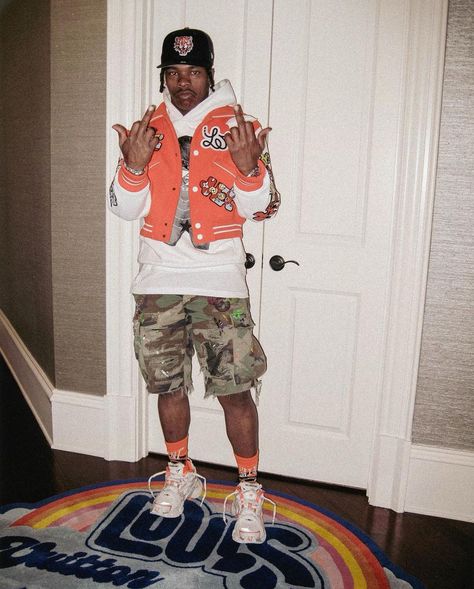 @lilbaby | Instagram Lil Durk Orange, Balenciaga Runners Outfit, Balenciaga Runner, Camo Party, Runners Outfit, Balenciaga Runners, Camo Cargo Shorts, Balenciaga Men, Eye Logo