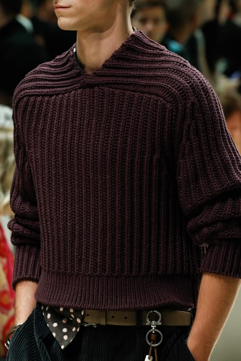 Knitted Sweaters Men, Sweater Inspiration, Mens Knitwear, Crochet Men, Accessories Outfit, Mens Knit, Knitwear Inspiration, Menswear Accessories, Mens Trendy Outfits