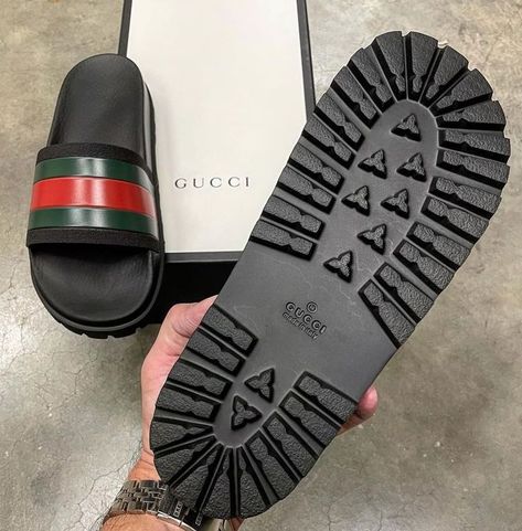 Gucci Slipper, Gucci Slippers, Dior Watch, Jacquemus Bag, Givenchy Shoes, Goyard Bag, Versace Shoes, Givenchy Bag, Lv Shoes