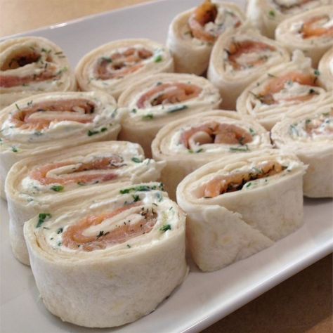 Salmon Wraps, Pinwheel Wraps, Salmon Pinwheels, Warm Appetizers, British Tea Party, Salmon Wrap, Appetizers For Kids, Popular Appetizers, Afternoon Tea Recipes