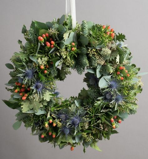 Fresh Wreath, Wreath Hanging, Foliage Wreath, Christmas Decorations Wreaths, Christmas Door Wreaths, Festive Wreath, Wreath Decoration, Xmas Wreaths, Christmas Flowers