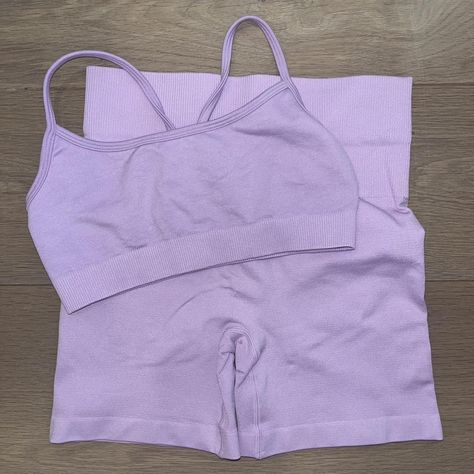 Aritzia TNA workout set . Both size XS  Never... - Depop Aritzia Tna, August 22, Workout Sets, Green Juice, Juice, Green