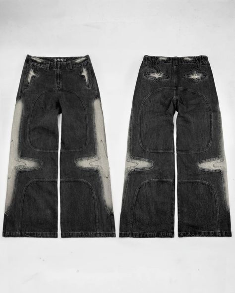 ✦ The SWP-014 V2 from Dulse1000 via @dulse1000 Black Baggy Jeans Men, Baggy Jeans Men, Pants Pattern Free, High Waist Wide Leg Trousers, Black Baggy Jeans, Y2k Harajuku, Shopping Places, Sweater Crop, Cami Crop Top