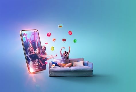 Photo full shot woman partying on couch | Premium Photo #Freepik #photo #internet-addiction #mobile-tech #gadget #mobile-network Vpn Logo, Mobile Ads, Online Store Design, Campaign Photography, Instagram Banner, Design Resume, Social Media Agency, Digital Imaging, Graphic Design Ads