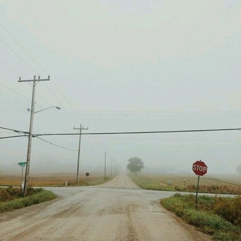 T H E _ C O L L E C T O R Between Two Worlds, Power Lines, Tv Supernatural, American Gothic, Southern Gothic, Gothic Aesthetic, Naha, Sam Winchester, Destiel