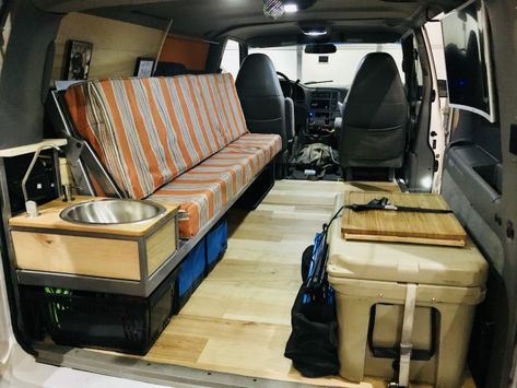 Truck Camper Conversion, Camper Conversion Ideas, Camp Van, Rv Vans, Cars Inside, Camper Home, Van Conversion Ideas, Van Life Ideas, Suv Camper