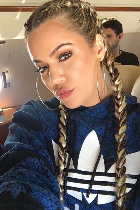 Khloe Kardashian Braids, Kardashian Braids, Khloe Kardashian Hair, Khole Kardashian, Khloe Kardashian Style, Hairstyles For Gowns, Khloe Kardashian Photos, Kloe Kardashian, Kardashian Hair