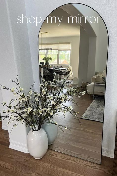 Arched Mirror Living Room, Full Length Mirror In Entryway Foyer Ideas, Arched Floor Mirror Living Room, Mirror Hallway Decor, Hallway Full Length Mirror Ideas, Mirror Master Room, Big Mirror In Dining Room Ideas, Entry Way With Full Length Mirror, Hallway Floor Mirror