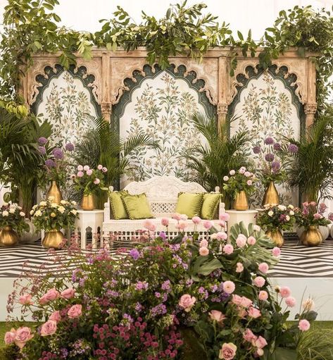 Sufi Night, Mehendi Decor Ideas, Destination Wedding Decor, Walkway Design, Wedding Decor Photos, Wedding Entrance Decor, Bees And Butterflies, Wedding Stage Design, Dream Wedding Decorations