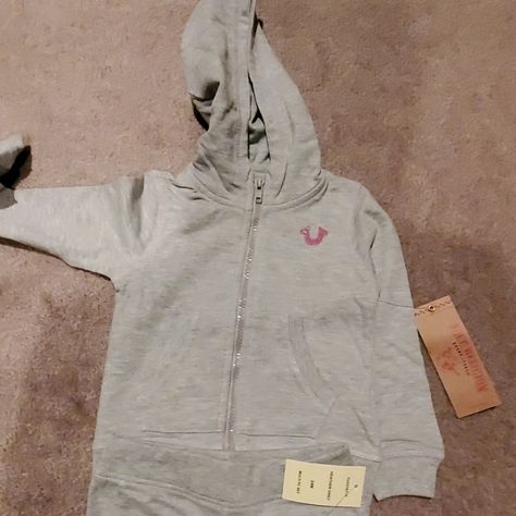 True Religion Child's Hoodie Outfit Gorgous 24 Months Great Gift Love The Back Pink Sparkling Zipper And Two Pockets Very Chic Love It Made Very Well True Religion Outfits, True Religion Hoodie, Baby Boy T Shirt, Latina Outfits, Girl Sweat, Hoodie Set, Sweat Hoodie, Gift Love