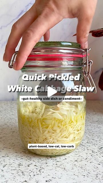 Dr. A. Cheragwandi | Gut Healthy Recipes on Instagram: "🇬🇧 Crispy, Tangy, and Totally Addictive: Pickled White Cabbage Slaw! 🥬    Voor 🇳🇱 zie opmerking    Love pickles? 😍 Try my easy pickled white cabbage recipe! It’s packed with vitamins, fiber, and antioxidants to support your gut health, digestion, and immune system. The insoluble fiber (from the cabbage, also known as green or Dutch cabbage) keeps things moving, while the soluble fiber boosts good gut bacteria, and the antioxidants fight inflammation. Plus, it’s low-calorie, low-carb and plant-based, making this quick pickle a perfect zesty and crunchy addition to any meal! 💚 While it doesn’t have the probiotics of fermented foods, it still offers tons of nutritional benefits and is a healthy alternative to processed condiments Pickled White Cabbage, Easy Pickled Cabbage Recipe, Pickle Cabbage Recipe, Pickled Cabbage Recipe, Gut Healthy Recipes, Insoluble Fiber, Quick Pickle, Good Gut Bacteria, White Cabbage