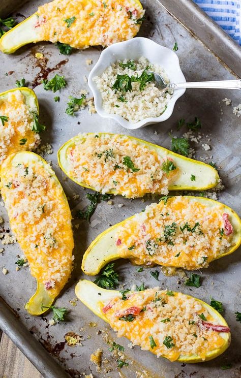 Yellow Squash Recipes, Summer Squash Recipes, Stuffed Squash, Yellow Summer Squash, Summer Veggies, Zucchini Squash, Summer Cooking, Summer Side Dishes, Pimento Cheese