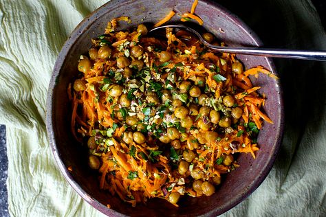 Salad With Lemon, Crispy Chickpeas, Eat Salad, Carrot Salad, Smitten Kitchen, Roasted Chickpeas, Veggie Sides, Chickpeas, Tahini