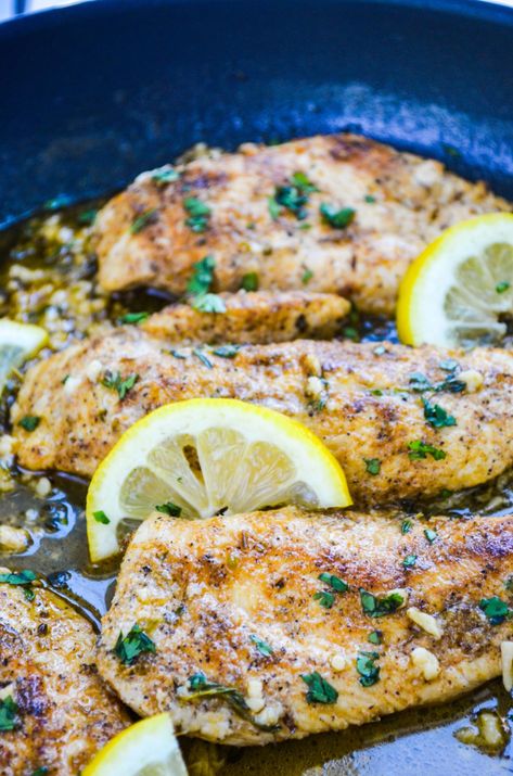 lemon pepper chicken breasts Lemon Pepper Chicken Breast Recipe, Lemon Pepper Chicken Breast, Healthy Bowl Recipes, Quick Chicken Breast Recipes, Lemon Pepper Sauce, Baked Lemon Pepper Chicken, Lunch Quick, Lemon Pepper Chicken Wings, Recipes With Chicken And Peppers