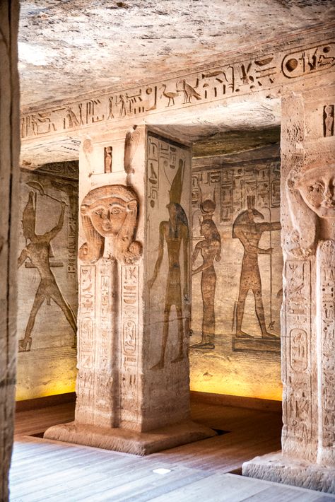 The minor temple at Abu simbel is dedicated to the great wife Nefertari Mery-en-Mut (beloved by Mut) for whom the sun shines, associated with Hathor, goddess of royal maternity.The vestibule has six pillars with hathoric capitals, once again underlining the connection between Nefertari and the goddess Hathor. The queen is shown on the walls with her husband in various ritual scenes. Hathor Goddess Aesthetic, Abu Simbel Temple, Hathor Goddess, Queen Nefertari, Goddess Hathor, Departed Soul, Egypt Aesthetic, Abu Simbel, Goddess Aesthetic