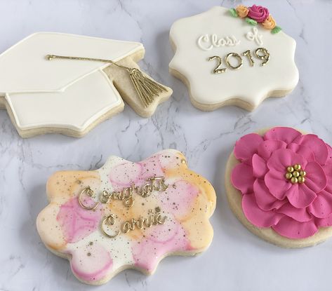 Pink And Gold Graduation Cookies, Flower Graduation Cookies, Fiesta Graduation Cookies, Girl Graduation Cookies, Boho Graduation Cookies, Royal Icing Graduation Cookies, Graduation Cookies Pink, High School Graduation Cookies Decorated, Pink Grad Cookies