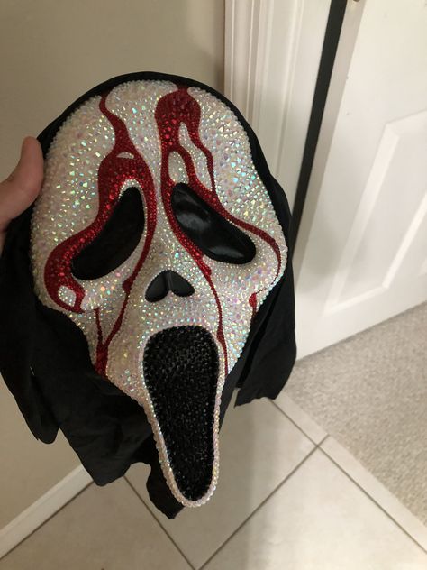 This took a whole month but dang is it satisfying lol Ghost Face Bedazzled, Ghostface Bedazzled Mask, Scream Mask Bedazzled, Bedazzled Scream Mask, Scream Mask Bling, Ghostface Rhinestone Mask, Horror Cosplay, Scream Mask, Horror Halloween Costumes