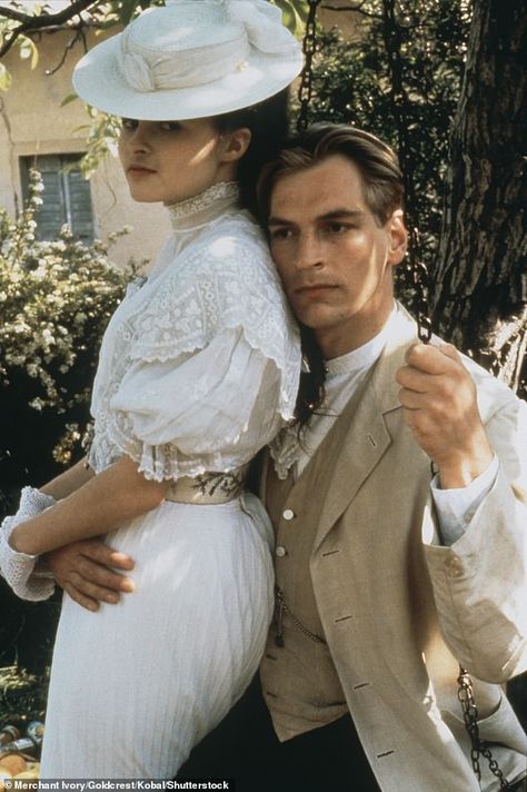 Julian Sands, Best Period Dramas, British Period Dramas, A Room With A View, Hollywood Costume, Helena Bonham, Period Clothing, Maggie Smith, Room With A View