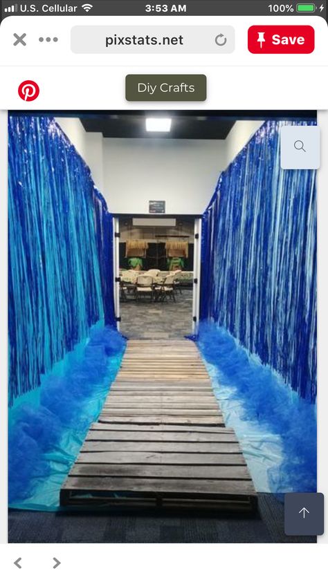 Ocean Commotion Vbs, Vbs Ocean Theme, Hallway Decorations, Ocean Vbs, Ocean Commotion, Vacation Bible School Themes, Lifeway Vbs, Under The Sea Decorations, Easter Board