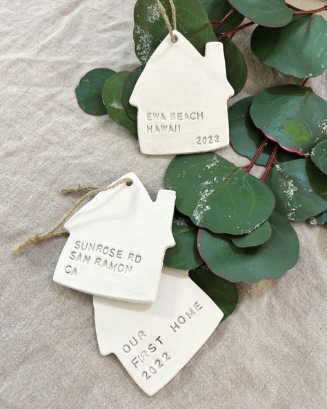 Please order early for Christmas to avoid shipping delays! Each ornament is hand made and hand stamped, so please do not anticipate machine made symmetry and perfection. In fact, we LOVE all things imperfectly perfect here, so small variances in each ornament make them full of character and uniquely charming. Please include only your street address in the personalization box. Most addresses will fit onto the ornament, but if you have a particularly long address please know that I may reach out t House Clay Ornament, Home Made Ornament, Handmade Christmas Gifts Diy Craft Ideas, Handmade Christmas Gifts For Friends, House Ornaments Diy, Ceramic Ornaments Pottery, First Apartment Ornament, Air Dry Clay Ornaments, First House Gift