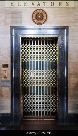 Old Fashioned Elevator High Resolution Stock Photography and Images - Alamy Perfect Old Fashioned, Japanese Cyberpunk, Lisbon Tram, Elevator Interior, Old Shanghai, Old Wooden Boxes, Pure White Background, Vintage Hotels, Traditional Houses