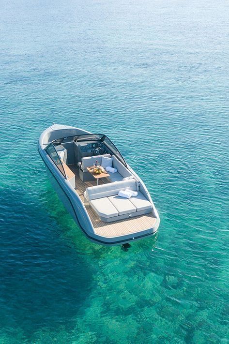 Bowrider Boats, Obx Dr, Cool Boats, Boat Life, Boats Luxury, Yacht Boat, Luxury Lifestyle Dreams, Destination Voyage, Yacht Design