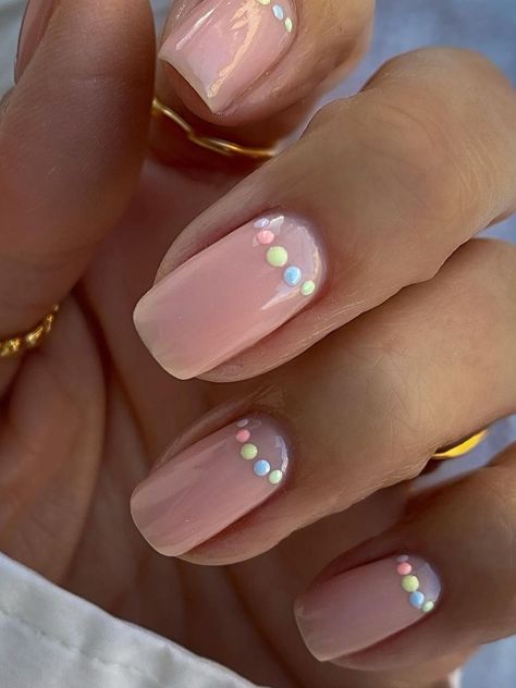 simple pastel dots Easter nails Easter Nails Neutral, Easter Nails Manicure, Easter Short Nail Ideas, Short Nails For Easter, Easter Nail Inspo 2023, Easter Manicure Short Nails, Nail Art With Dots Ideas, Easter Nail Dip Ideas, Spring Easy Nails