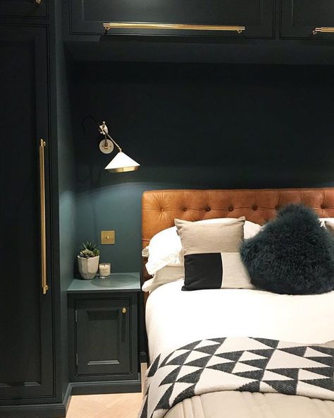 Take a chance on dark green walls / Brass ELECTRICITY & HARDWARE all Buster + Punch, photo by @sophiamontaiguedesign #bedside… Contemporary Guest Bedroom, Floor To Ceiling Wardrobes, Dark Green Walls, Guest Bedroom Design, Teal Bedroom, Buster Punch, Moody Bedroom, Dark Bedroom, Take A Chance