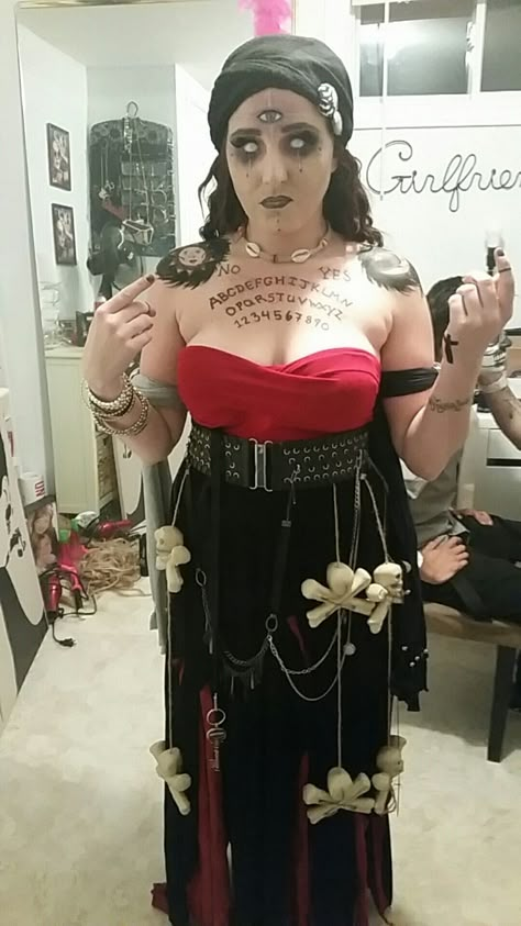 Ouija board,fortune teller costume. Creepy Carnival Costumes Women, Carnival Fortune Teller Costume, Occult Halloween Costume, Occult Costume Ideas, Oujia Board Costume, Scary Fortune Teller Costume, Creepy Fortune Teller Costume, Ren Faire Fortune Teller, Diy Fortune Teller Costume For Women