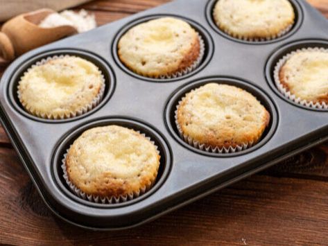 Cream Cheese Banana Muffins: Moist & Flavorful Banana Muffins Moist, Chicken Stew With Potatoes, Banana Cream Cheese Muffins, Banana Cream Cheese, Homemade Chicken Gravy, Moist Banana Muffins, Cinnamon Crumb Cake, Creamy Chicken Stew, Chicken Potato Soup