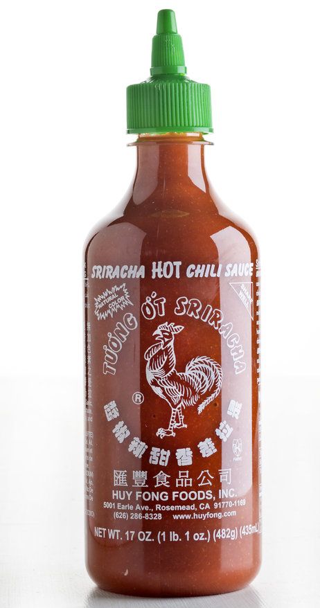 Vietnamese Sauce, Siracha Sauce, Sauce Au Poivre, Hot Chili Sauce, Baby Birthday Invitations, Cooks Illustrated, Sriracha Sauce, Food Combining, Food Saver