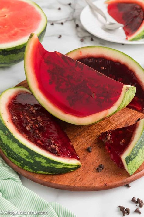 Grab a watermelon and some watermelon flavored Jell-O and make this fun summer treat! This Watermelon jello recipe is the perfect summer treat for the kids and it is super easy to make, with only 3 ingredients! I haven't met a kid yet who doesn't love enjoying jello watermelon slices on a sunny summer day! Boston Cream Pie Recipe, Watermelon Jello, Dirty Rice Recipe, Seed Salad, Easy To Make Cookies, Jello Shot Recipes, Watermelon Rind, Cream Pie Recipes, Jello Recipes