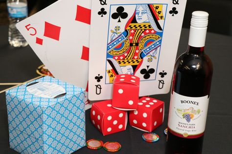 Casino Night Prize Ideas, Casino Fundraiser Ideas, How To Host A Casino Party, Casino Party Prizes, Casino Prizes, Vegas Theme Party Games, Fundraising Games For Adults Casino Night, Casino Night Raffle Prizes, Casino Night Prizes