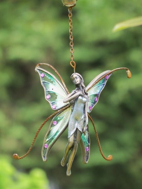 Heathen Heart, Pagan Pride Tattoo Plant, Faeries Gardens, Fairy Crafts, Love Fairy, Have Inspiration, Fairies Elves, Fairy Figurines, Magical Garden, Mystical Creatures