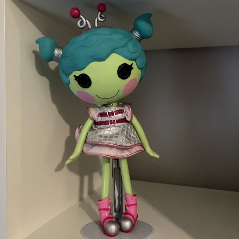 Lala Loopsy Aesthetic, Alien Room Aesthetic, Laloopsy Doll, Lalaloopsy Pfp, Lalaloopsie Dolls, Lala Loopsy Doll, La La Loopsy, Alien Core, Alien Doll