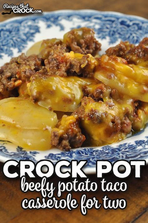 Small Crock Pot Meals For Two, Mini Crock Pot Recipes For 2, Tator Tot Casserole In Crock Pot, Taco Potatoes Casserole Crockpot, Small Crock Pot Recipes, Small Casserole Recipes For Two, Small Crockpot Recipes For Two, Mini Crock Pot Recipes, Beefy Potato Taco Casserole