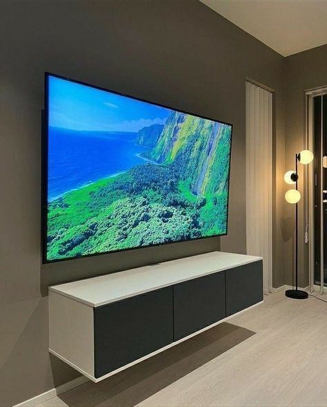 Big Television Living Rooms, Big Tv Aesthetic, Big Tv Bedroom, Big Tv In Bedroom, Tv Screen Aesthetic, Tv Setup Living Room, Deco Tv, Modern Apartment Living Room, Living Room Setup