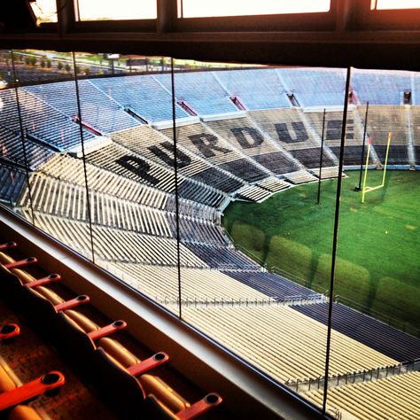 In honor of the first football game of the season tomorrow. Purdue Football!! Romanticizing College, Purdue Football, 2023 Vibes, First Football Game, Football Graphics, Boilermaker, Drew Brees, Purdue Boilermakers, Dream College