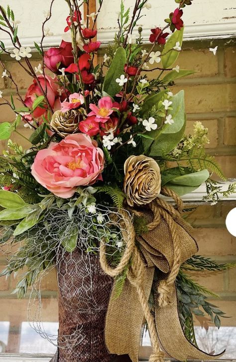 Boot Arrangements Floral, Cowboy Floral Arrangements, Boot Flower Arrangement, Boot Centerpieces, Cowboy Boot Centerpieces, Country Flower Arrangements, Boot Centerpiece, Cowboy Crafts, Large Flower Arrangements