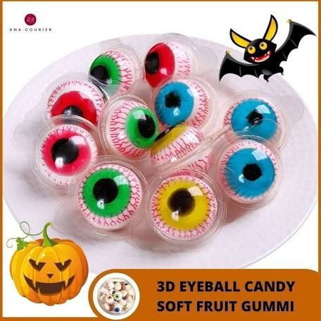 Gummy Eyeballs, Eyeball Candy, Fluffy Backpack, Candy Eyes, Dog Treats Homemade Easy, Candy Eyeballs, Chocolate Recipes Homemade, Trisha Yearwood, Eye Eye