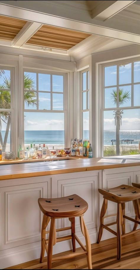 Coastal Beach House Kitchen, Beach House Interior Decor, Beach Cottage Layout, Summer House Ideas Interior, Summer Home Aesthetic, Beachy Kitchen Ideas, Beach House Balcony, Beach House Vintage, Small Beach Cottages